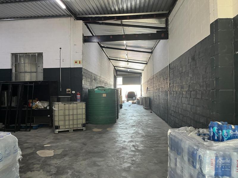 To Let Commercial Property for Rent in Montague Gardens Western Cape